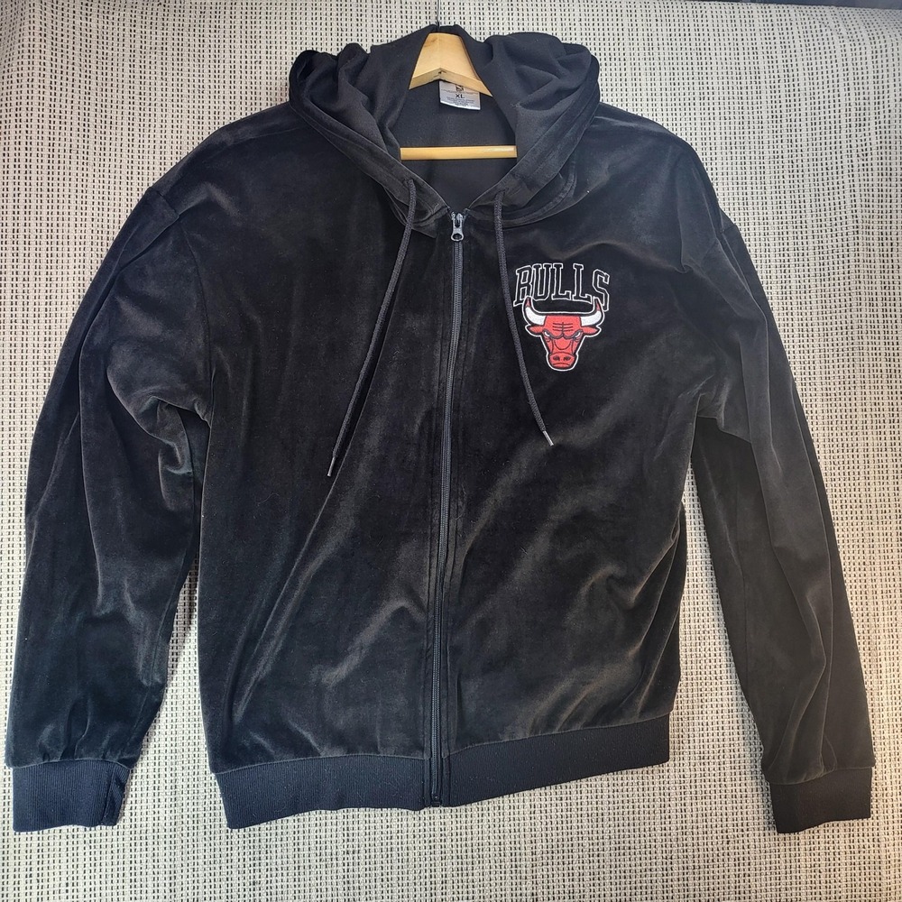 Chicago Bulls Hoodie Mens XL Black NBA Basketball Full Zip Velour Jacket Emblem